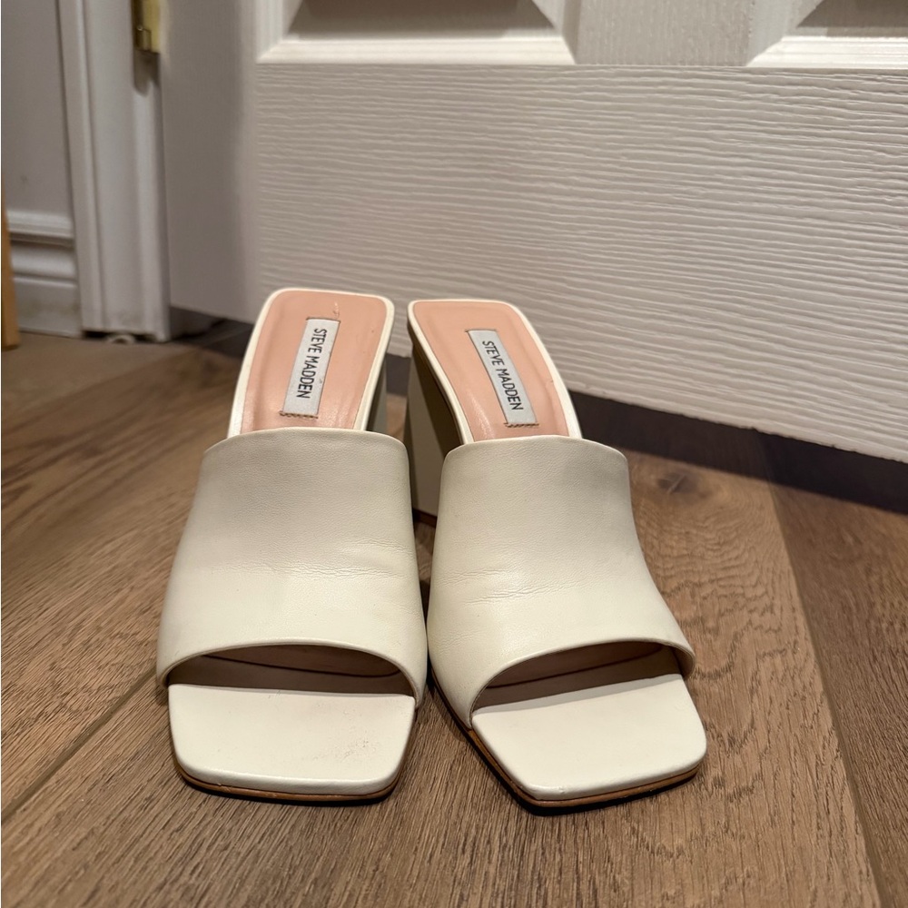 Steve Madden Women's Off-White Wedge